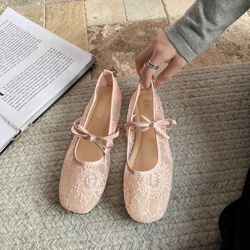Women's Gentle Ballet Flat Sho - Embroidery Lace review and price