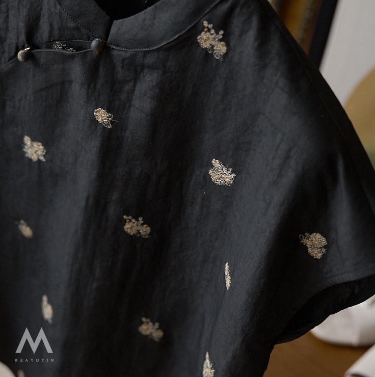 New Women's Casual Style Cloud - Embroidery Flower Pattern review and price